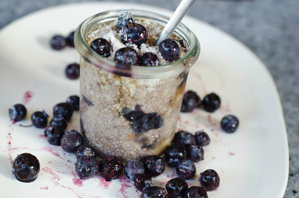 chia pudding with blueberries